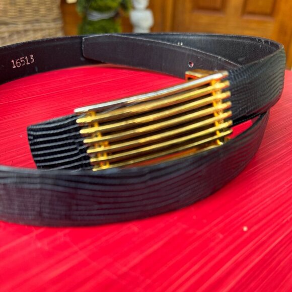 Vintage Carlisle Black Leather Belt Gold Grated Buckle Size M